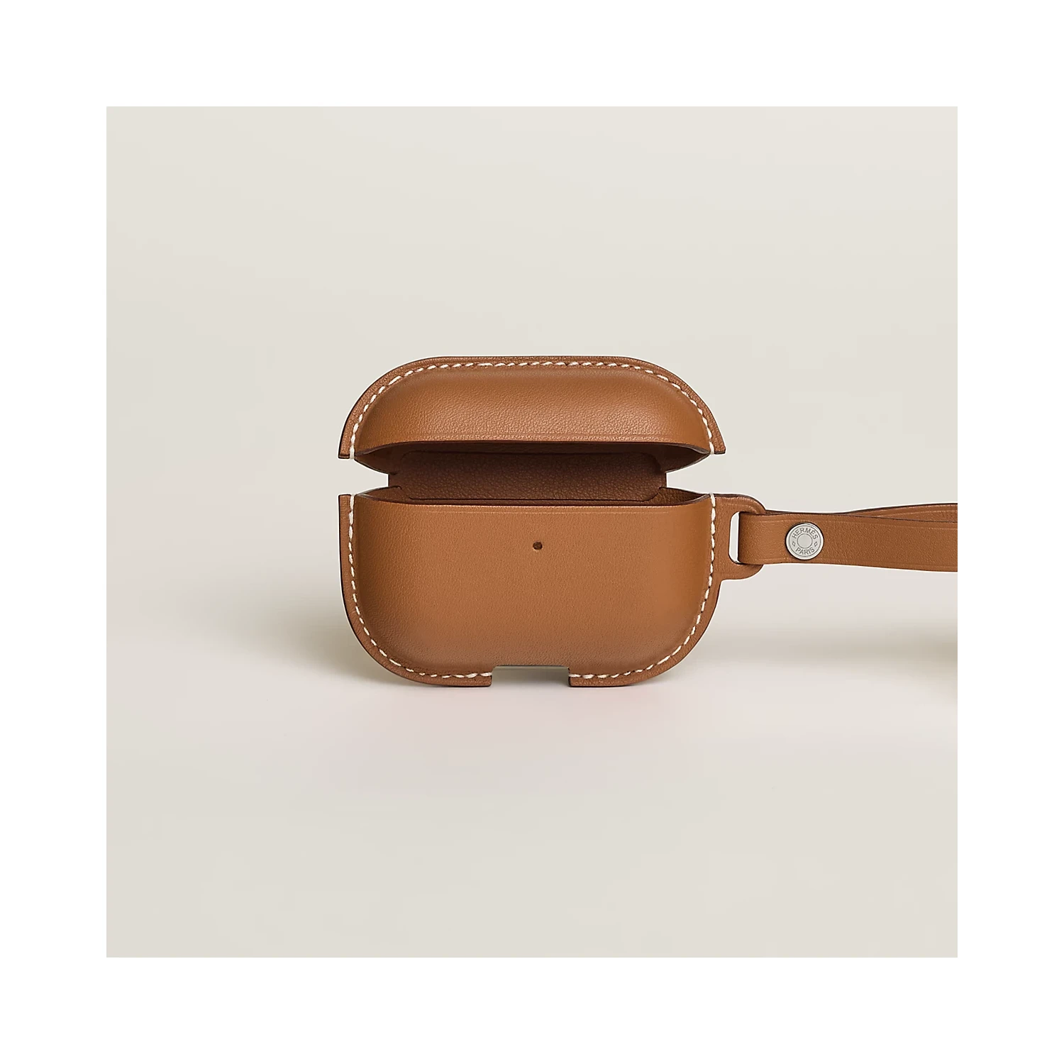 商品Hermes|【预售】 爱马仕 25春夏 女士 耳机包 Étui pour AirPods Pro 2 H0009721A37 ,价格¥8979,第1张图片