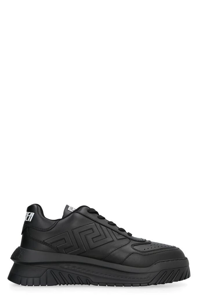 商品Versace|VERSACE ODISSEA LEATHER LOW-TOP SNEAKERS,价格¥3564,第1张图片