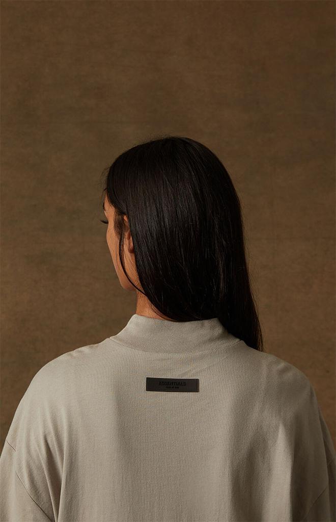 商品Essentials|Women's Smoke Long Sleeve T-Shirt,价格¥537,第7张图片详细描述