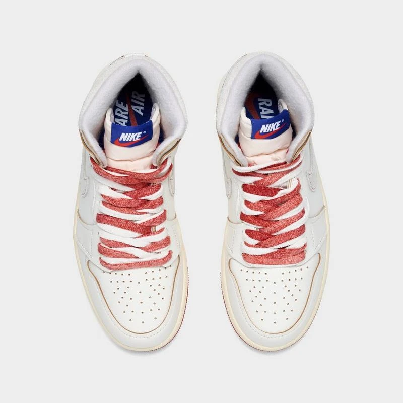 商品Jordan|Women's Air Jordan Retro 1 High OG Casual Shoes,价格¥805,第5张图片详细描述