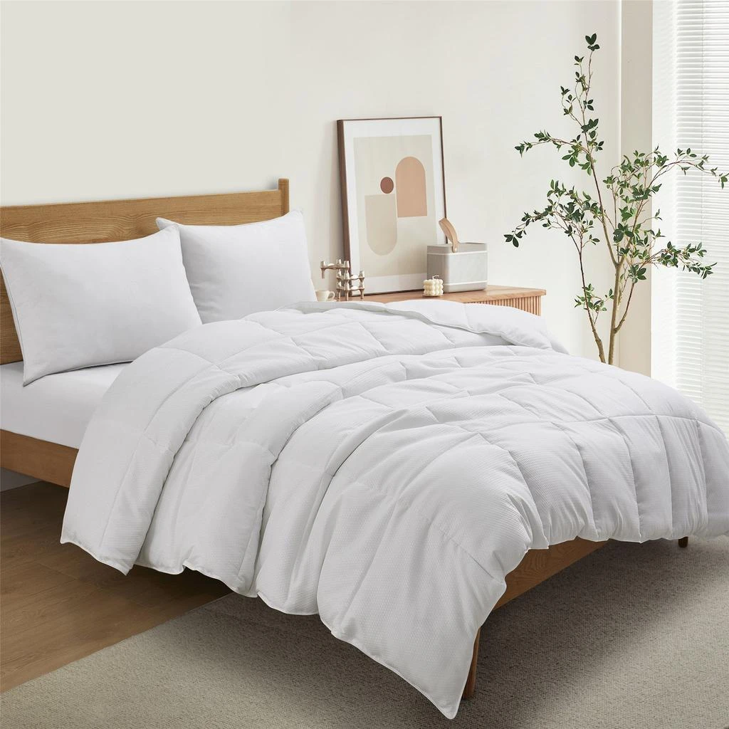 商品Puredown|Peace Nest All Season Down Alternative Comforter,价格¥395,第2张图片详细描述