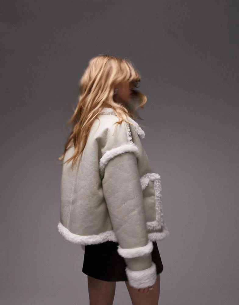 商品Topshop|Topshop faux leather cropped car coat with faux fur trims in white,价格¥387,第4张图片详细描述