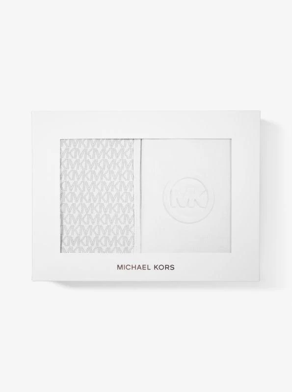 商品Michael Kors|2-Pack Logo Cotton Baby Bibs,价格¥408,第2张图片详细描述