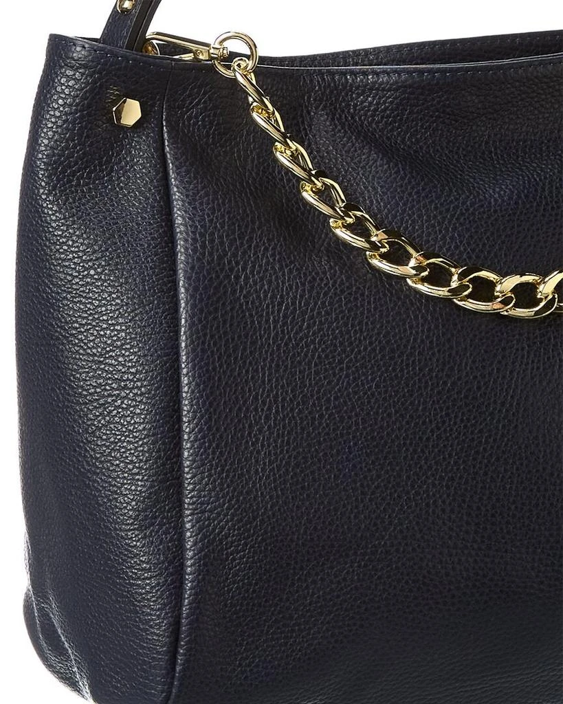 商品Italian Leather|Italian Leather Shoulder Bag,价格¥788,第3张图片详细描述