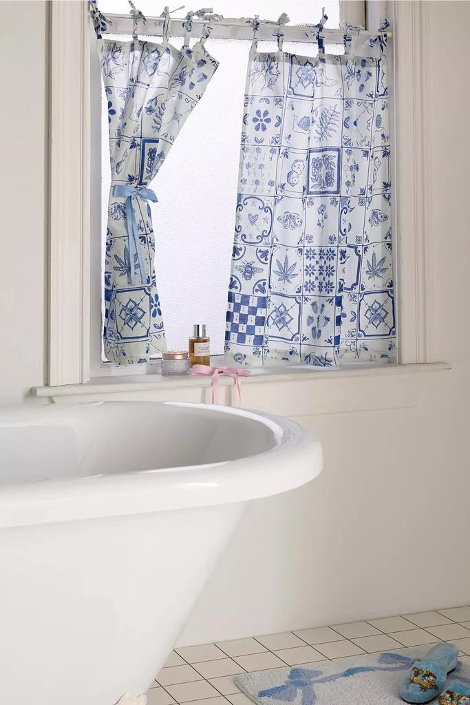 商品Urban Outfitters|Mariana Tile Patterned Café Curtain Set,价格¥342,第1张图片