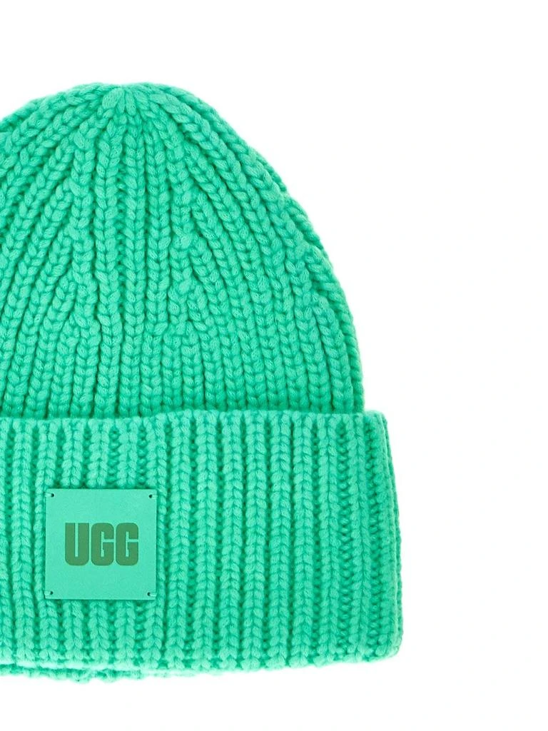 商品UGG|Chunky Ribbed Beanie with Logo,价格¥335,第3张图片详细描述