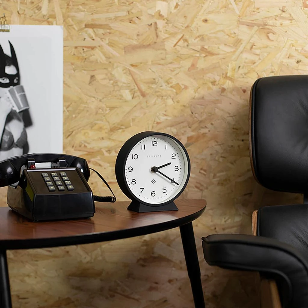 商品Newgate|M Mantel Echo Clock - Grey,价格¥366,第4张图片详细描述