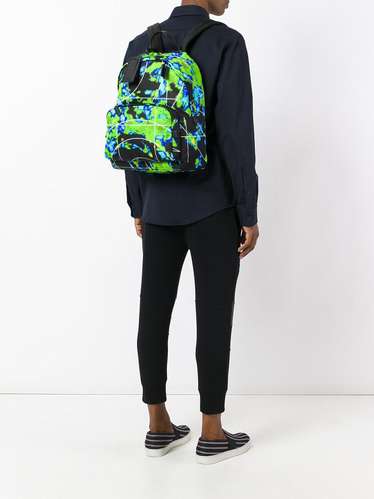 Prada digital print backpack商品第2张图片规格展示