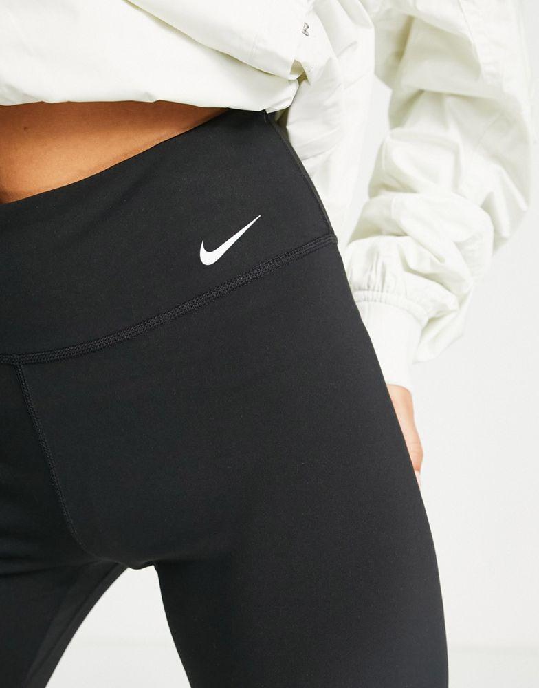 Nike mini swoosh legging short in black商品第3张图片规格展示