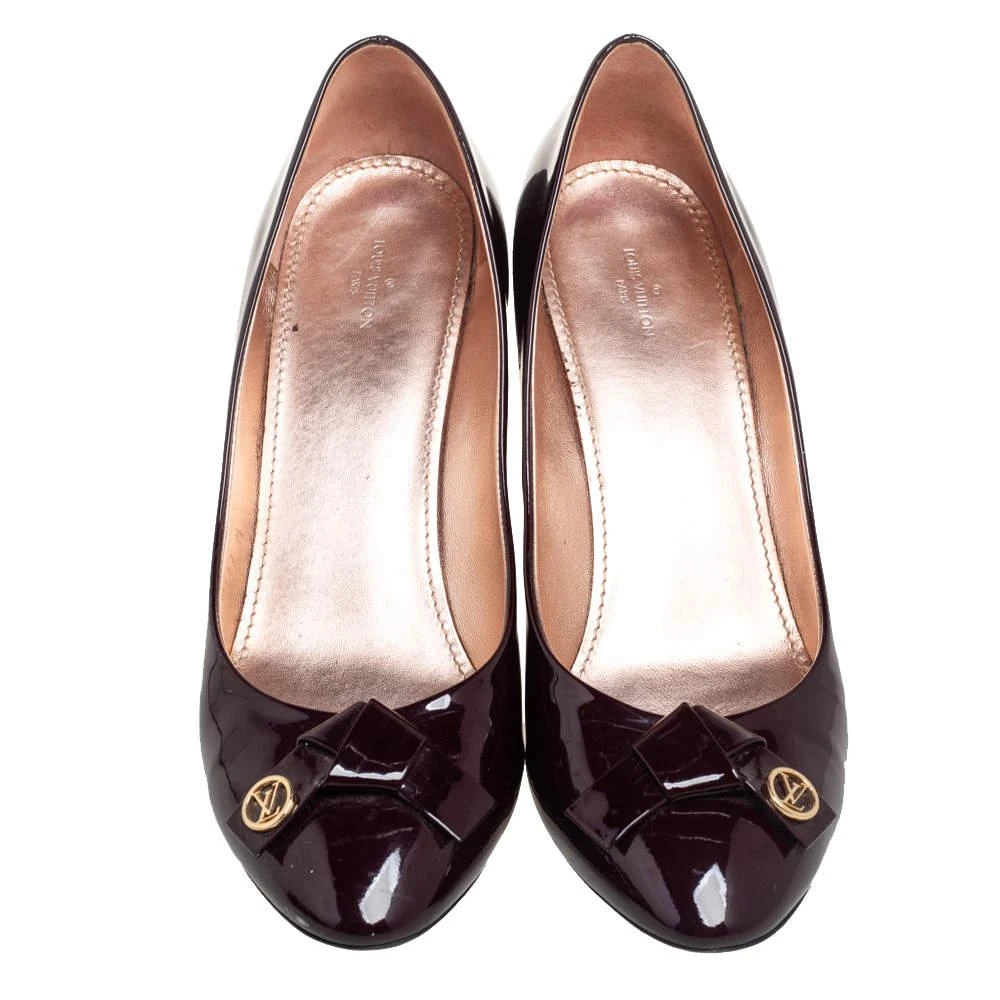 商品[二手商品] Louis Vuitton|Louis Vuitton Amarante Vernis Leather Fiance Pumps Size 41,价格¥2488,第3张图片详细描述