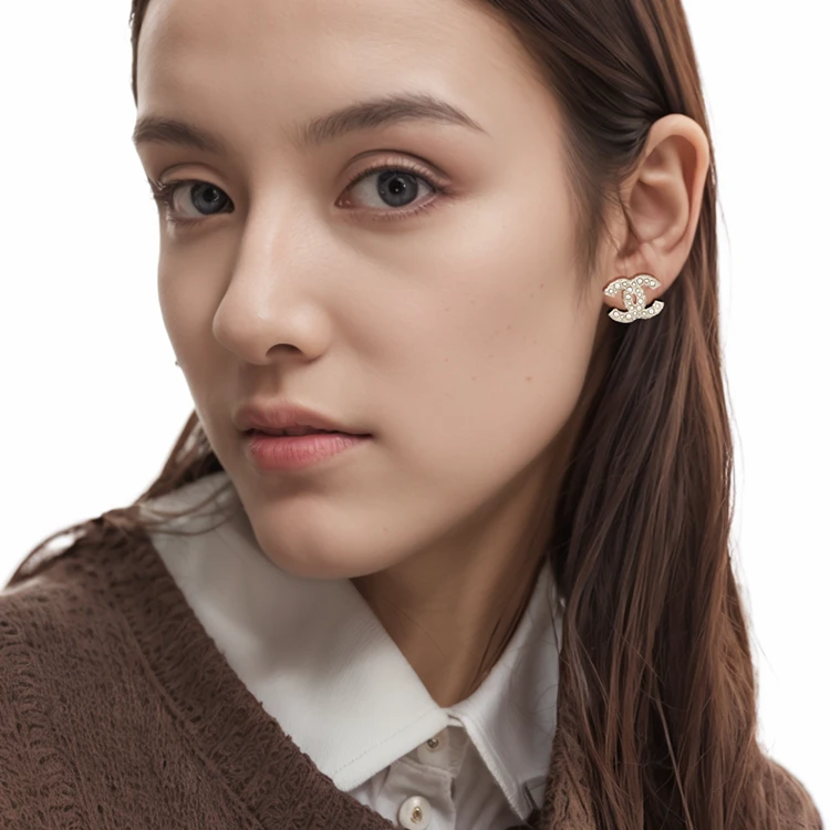 商品[国内直发] Chanel|香奈儿 珍珠双C 大号 金属 耳环 女款 金色,价格¥5508,第7张图片详细描述