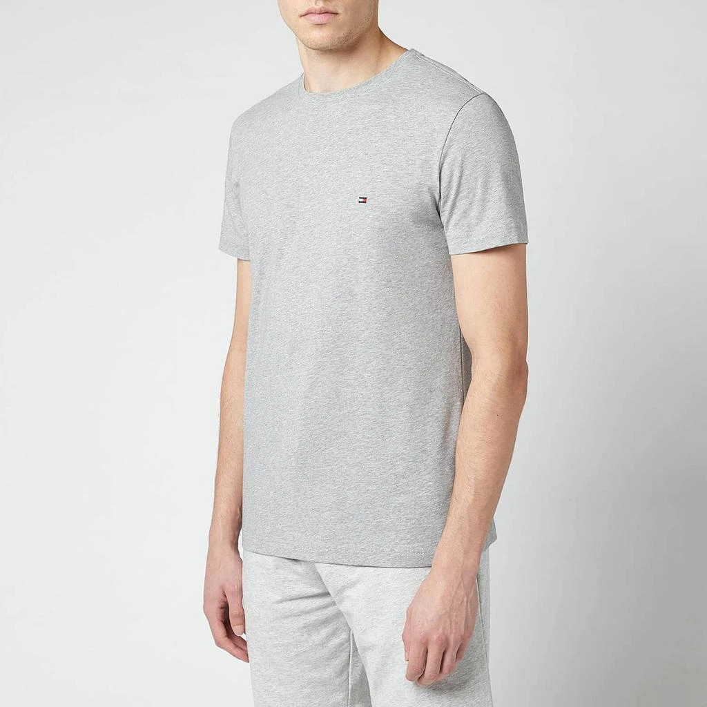 商品Tommy Hilfiger|Tommy Hilfiger Men's Stretch Slim Crewneck T-Shirt - Cloud Heather,价格¥198,第1张图片