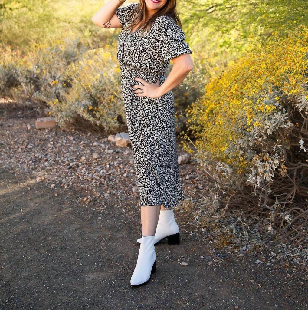 Floral Print Midi Dress In Black/White商品第1张图片规格展示