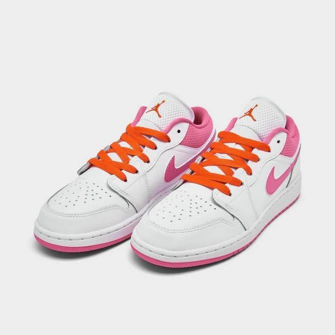 商品Jordan|Girls' Big Kids' Air Jordan 1 Low Casual Shoes,价格¥678,第2张图片详细描述