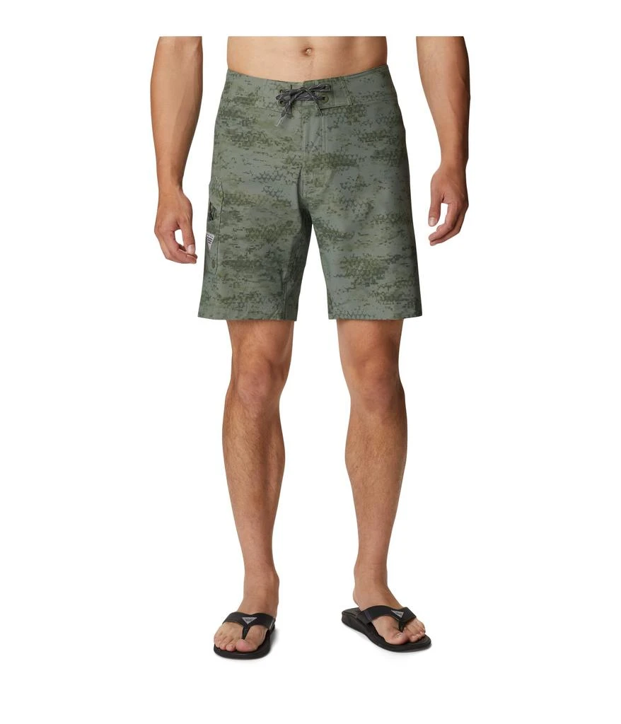 商品Columbia|PFG Offshore II 9 inch Board Shorts,价格¥321,第1张图片