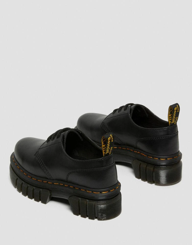 商品Dr. Martens|Dr Martens Audrick 3-Eye Shoe with chunky sole in black,价格¥977,第4张图片详细描述