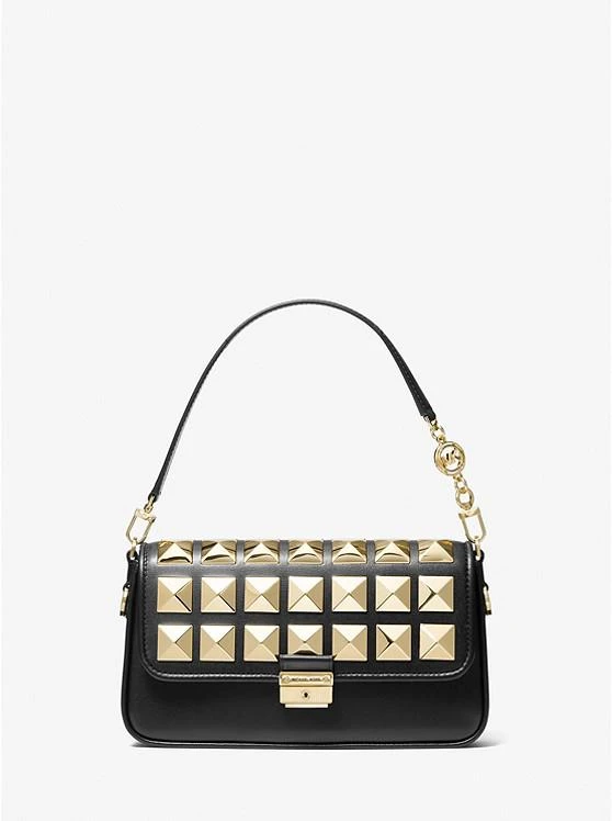 商品Michael Kors|Bradshaw Small Studded Leather Shoulder Bag,价格¥734,第1张图片