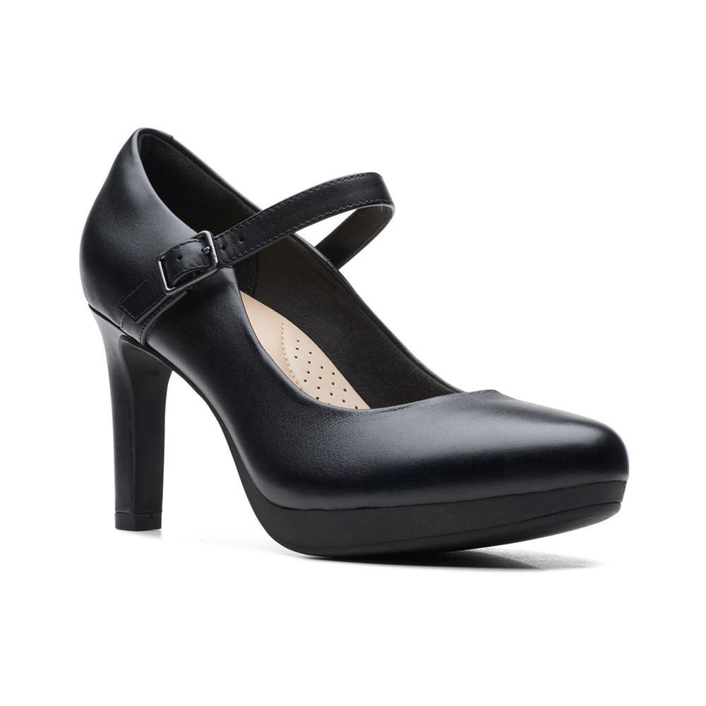 商品Clarks|Women's Ambyr Shine Dress Shoes,价格¥742,第1张图片