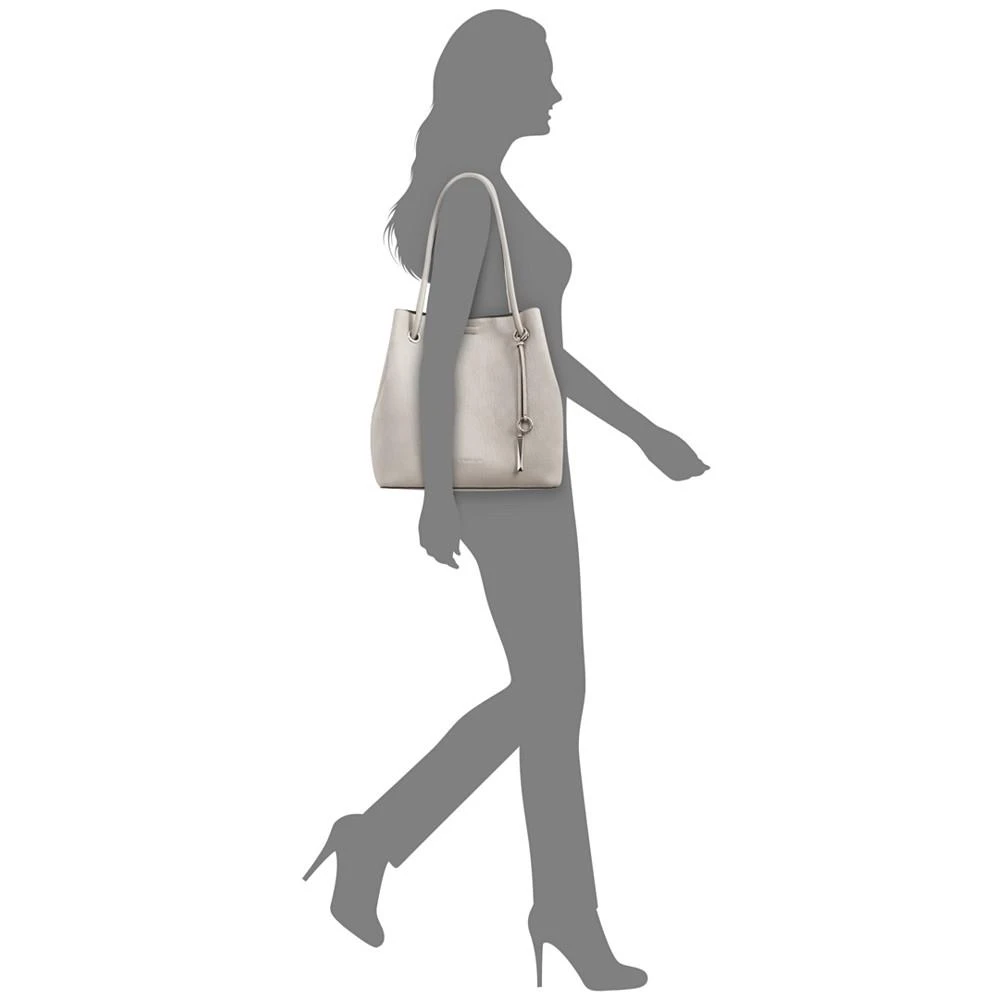 商品Calvin Klein|Gabrianna Tote,价格¥658,第2张图片详细描述