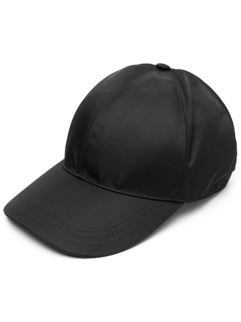 Prada Women's  Black Polyamide Hat商品第1张图片规格展示