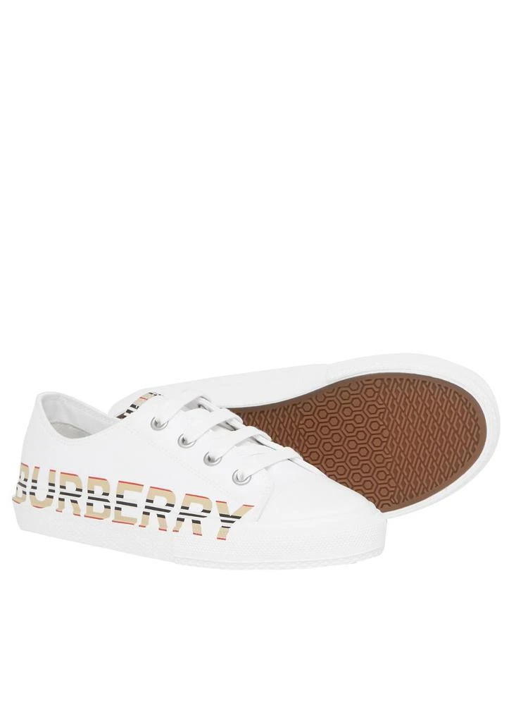 商品Burberry|Icon stripe logo print cotton gabardine sneakers,价格¥2267,第3张图片详细描述