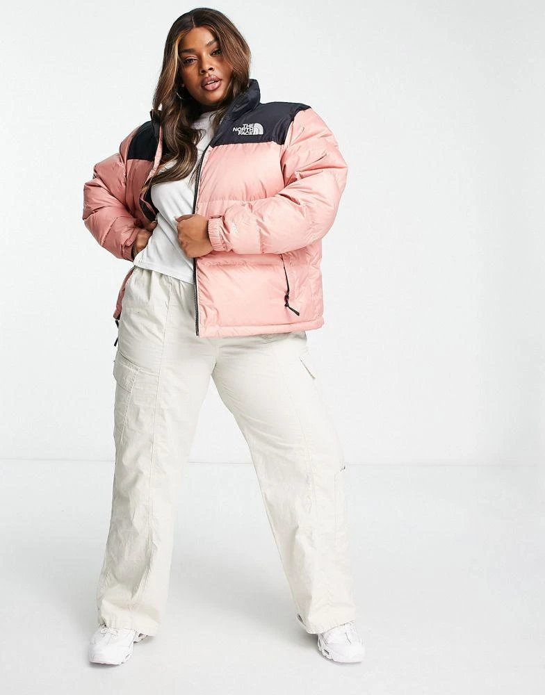 商品The North Face|The North Face Plus 1996 Retro Nuptse down puffer jacket in pink,价格¥1936,第4张图片详细描述