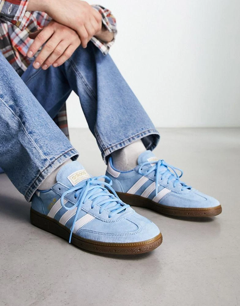 商品Adidas|adidas Originals Handball Spezial gum sole trainers in light blue,价格¥814,第1张图片