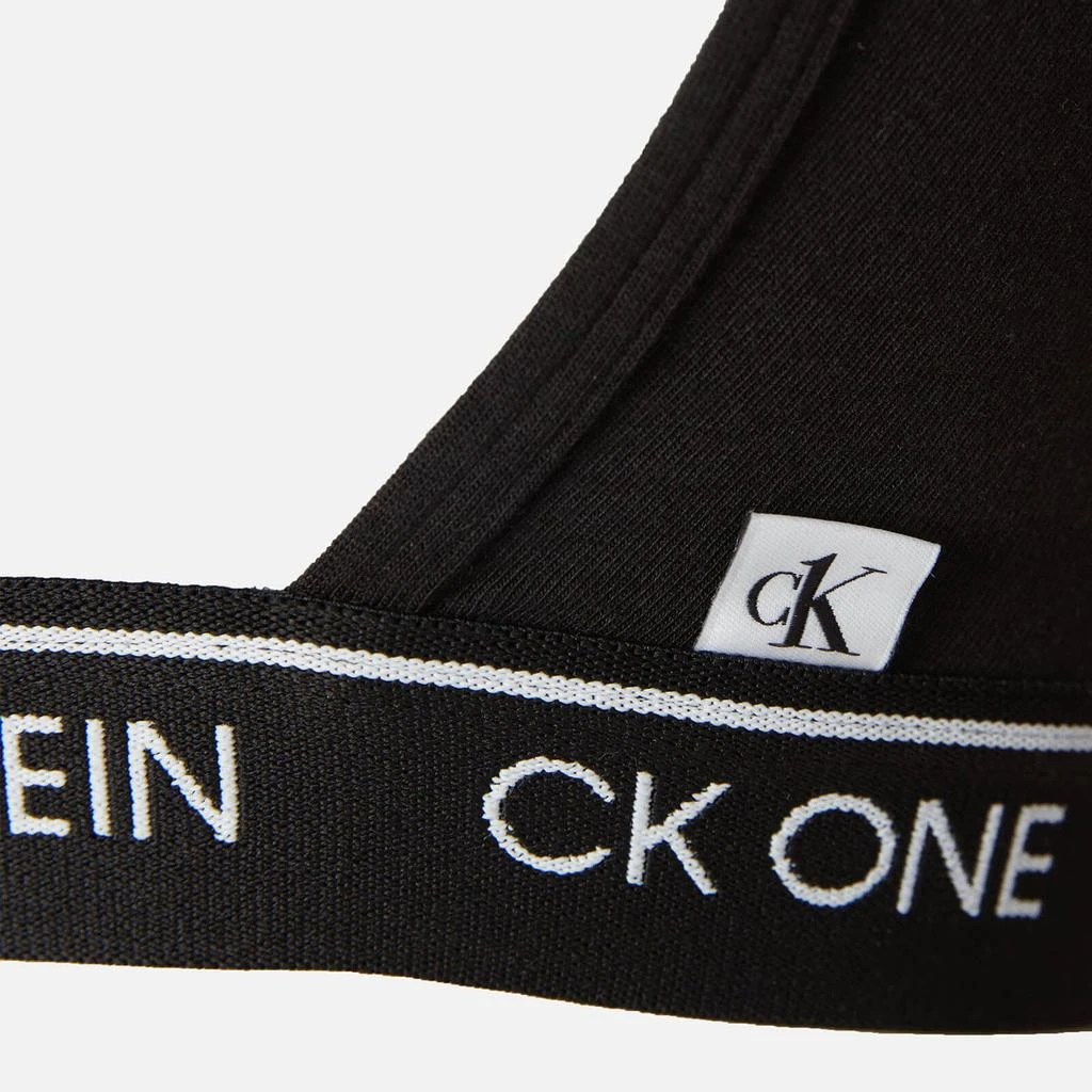 商品Calvin Klein|Calvin Klein Women's Unlined Bralette - Black,价格¥152,第3张图片详细描述