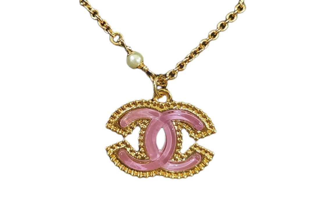 商品[国内直发] Chanel|香奈儿 Logo标识 金属 树脂 玻璃 项链 女款 金色,价格¥8500,第1张图片