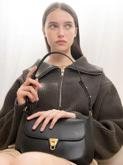 商品Coccinelle|Beat Hobo Bag_4 Color,价格¥2515,第2张图片详细描述