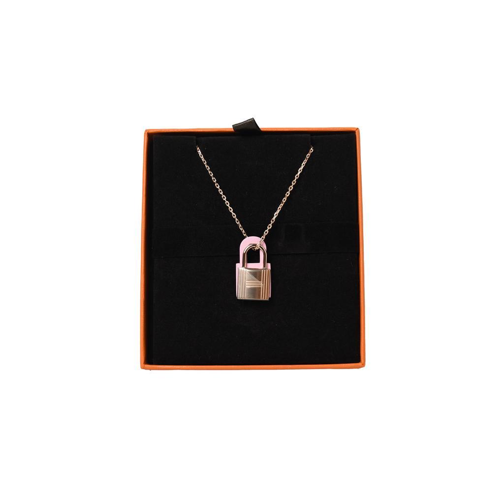 商品Hermes|Hermes Swift O'Kelly Lock Pendant Necklace Rose Confetti,价格¥3232,第1张图片