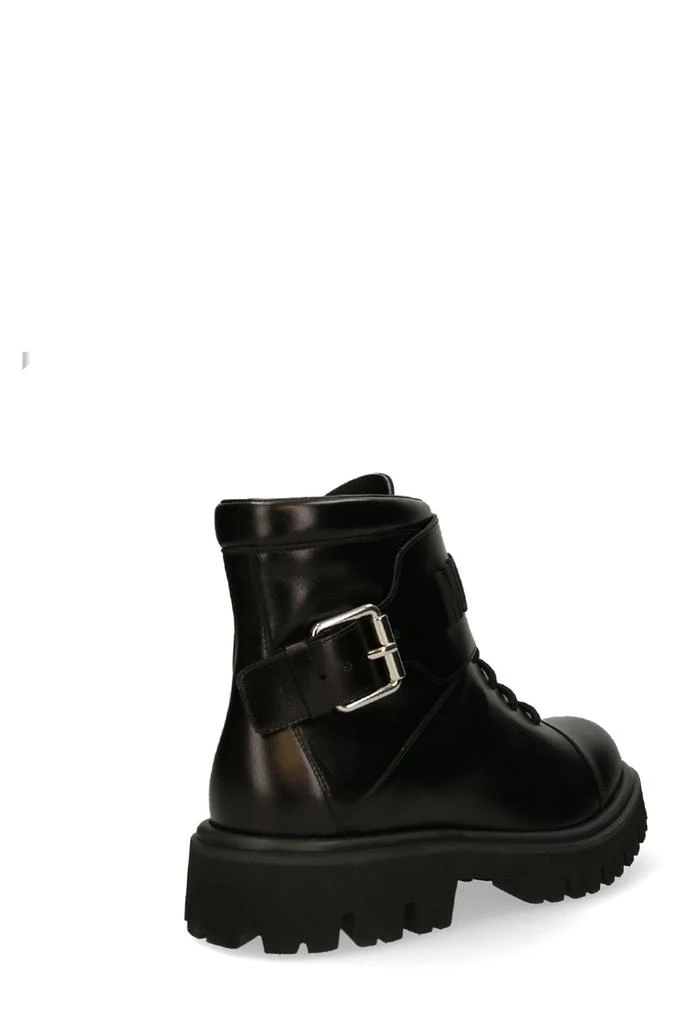 商品Moschino|Moschino Logo Embossed Buckled Boots,价格¥4178,第2张图片详细描述