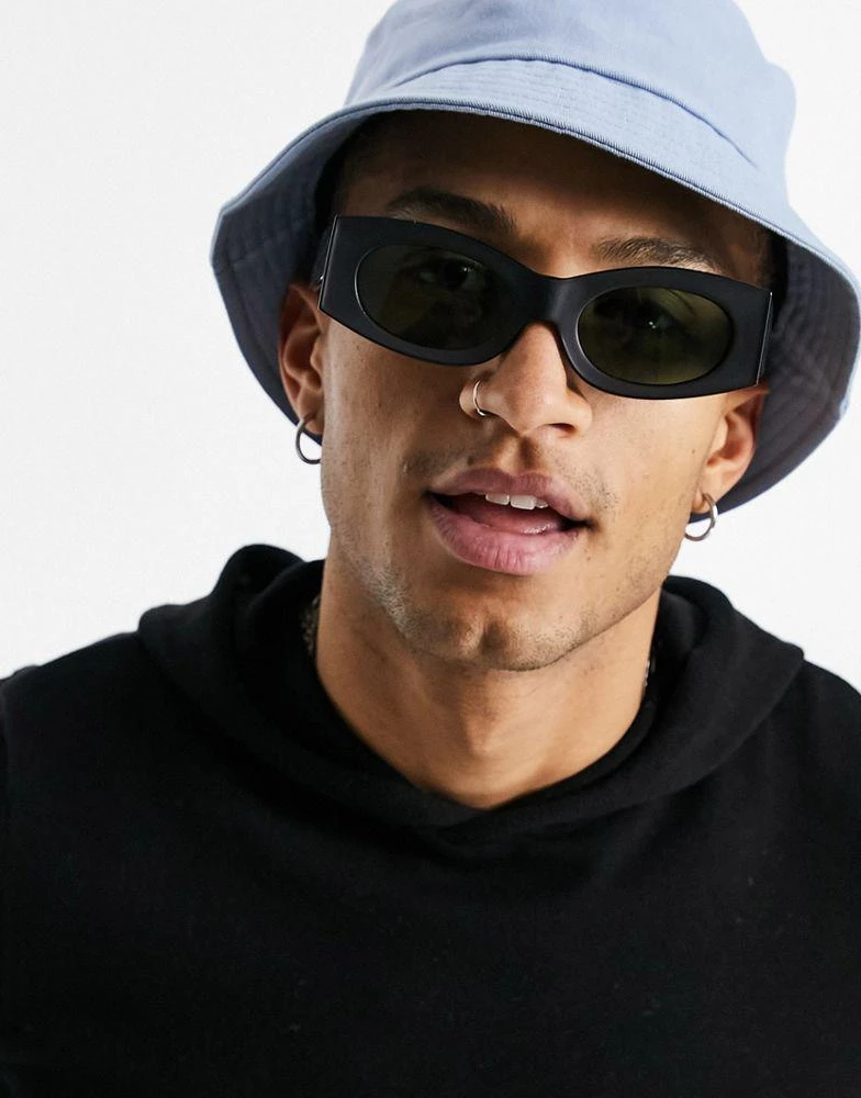 商品ASOS|ASOS DESIGN frame square sunglasses with matte black detail and smoke lens - BLACK,价格¥44,第1张图片