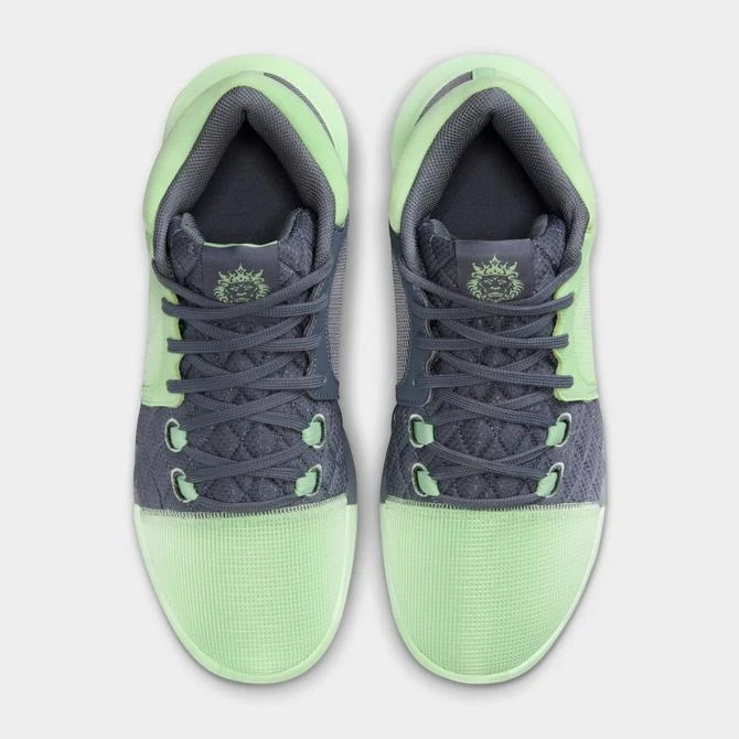 Nike LeBron Witness 8 Basketball Shoes 商品
