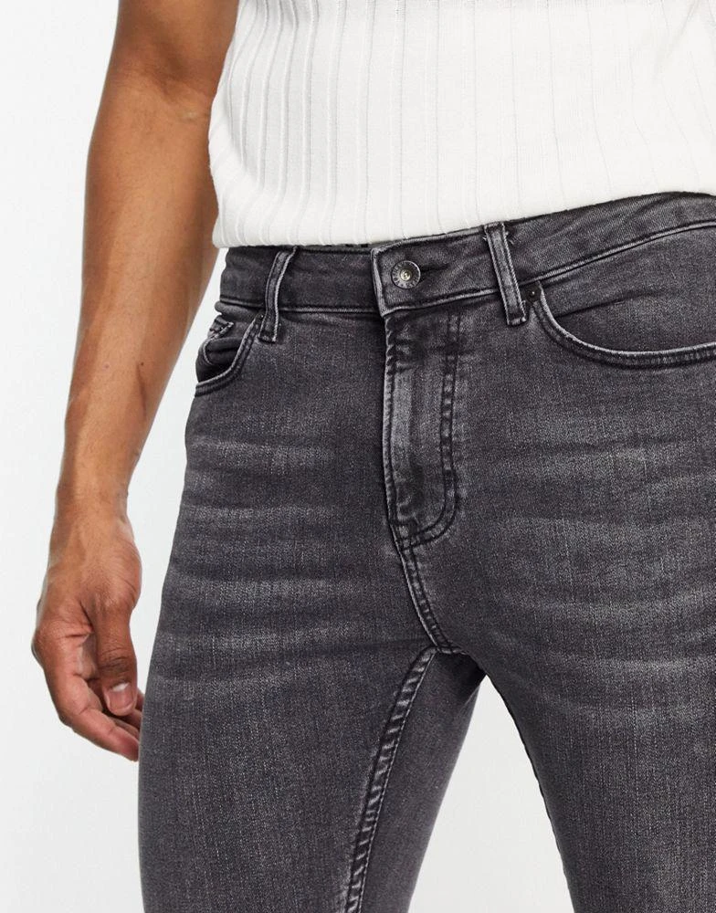 商品Topman|Topman spray on jeans in washed black,价格¥185,第4张图片详细描述