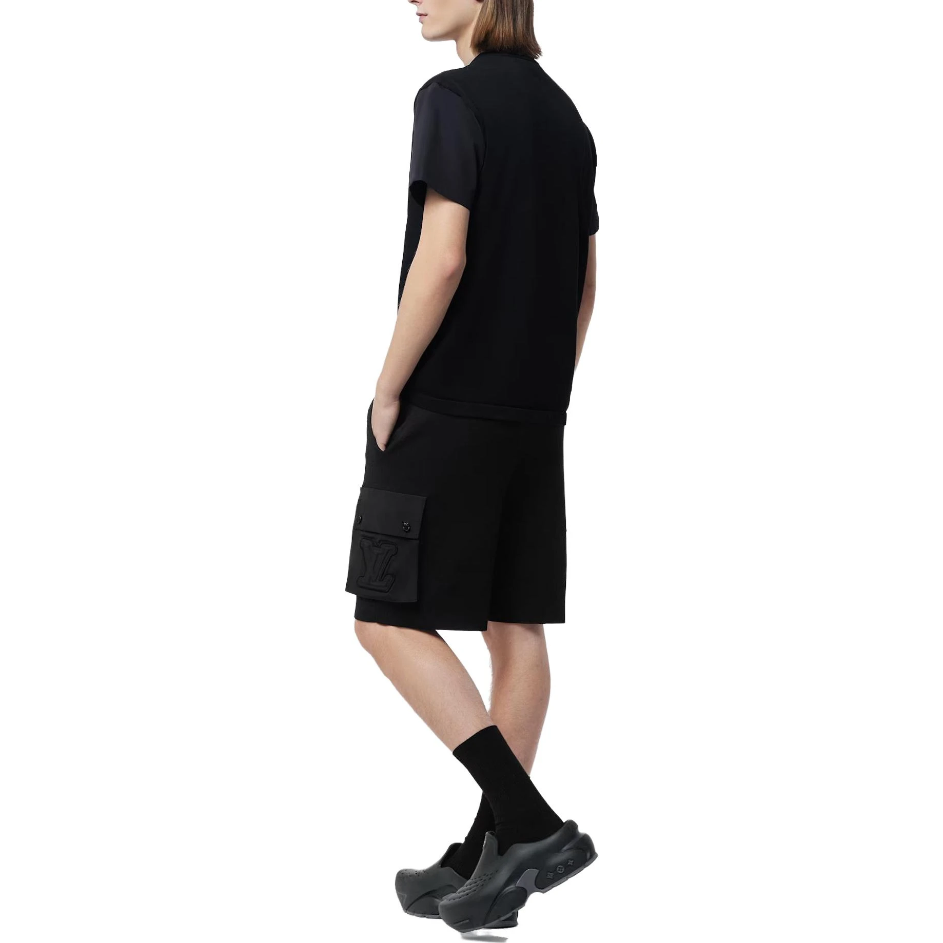 商品[国内直发] Louis Vuitton|FW23 纯色半拉链圆领短袖T恤 男款 黑色,价格¥8559,第4张图片详细描述