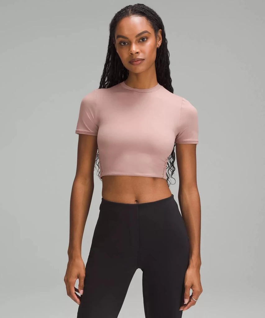 商品Lululemon|Wundermost Ultra-Soft Nulu Crewneck Cropped T-Shirt,价格¥254,第1张图片