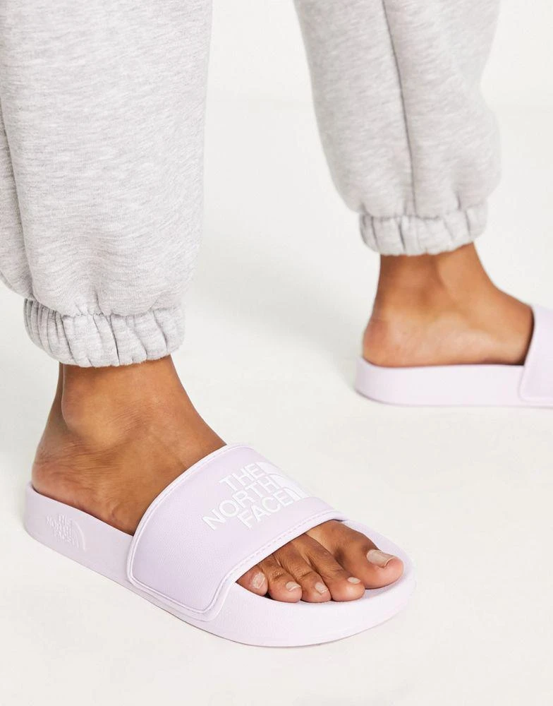 商品The North Face|The North Face Base Camp III sliders in lilac,价格¥320,第4张图片详细描述