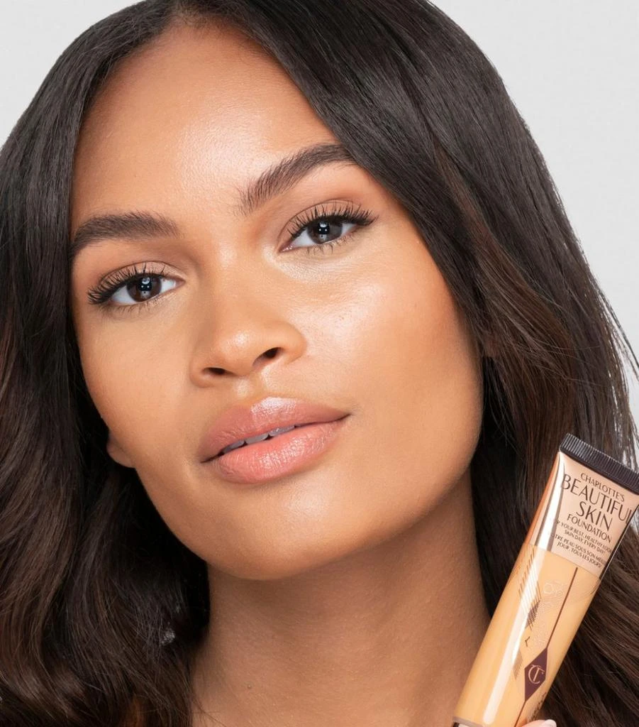 商品Charlotte Tilbury|Charlotte's Beautiful Skin Foundation,价格¥415,第4张图片详细描述