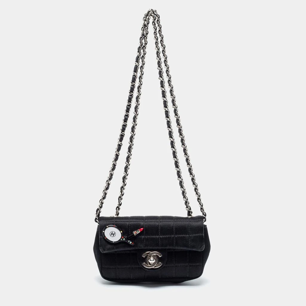 商品[二手商品] Chanel|Chanel Black Square Quilt Satin Charm Flap Bag ,价格¥24479,第1张图片
