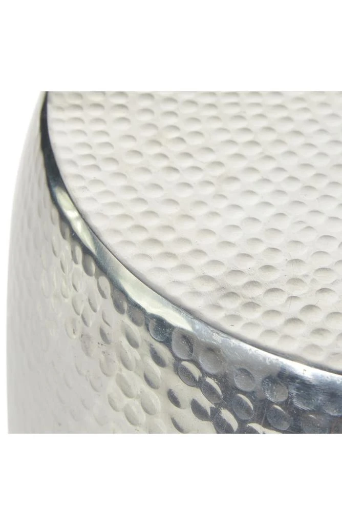商品VIVIAN LUNE HOME|Silvertone Aluminum Contemporary Accent Table with Hammered Design,价格¥1375,第4张图片详细描述