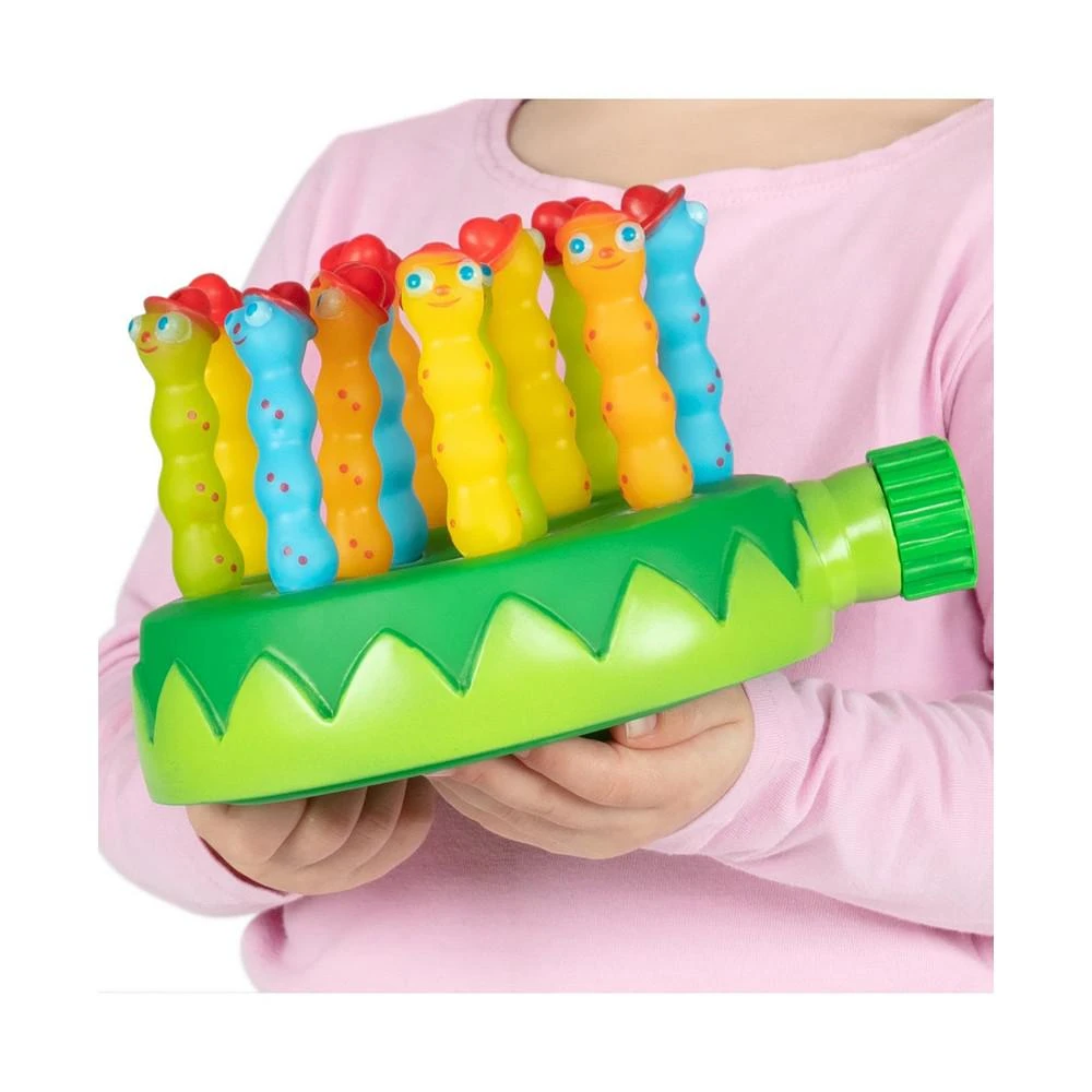 商品Melissa & Doug|Melissa & Doug Sunny Patch Splash Patrol Outdoor Sprinkler Toy with Hose Attachment,价格¥75,第5张图片详细描述