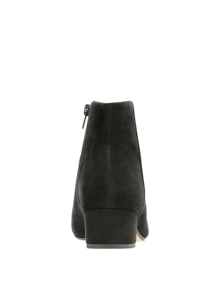 商品Clarks|Chartlilac Suede Booties,价格¥451,第3张图片详细描述