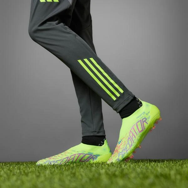商品Adidas|Predator Elite Firm Ground Cleats,价格¥1020,第2张图片详细描述
