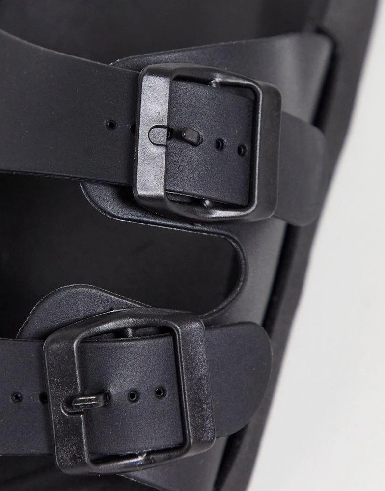 商品Hugo Boss|London Rebel X jelly buckle sliders in black,价格¥116,第2张图片详细描述
