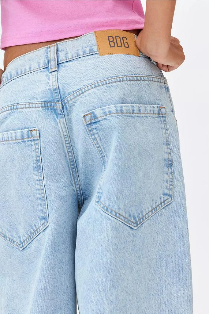 BDG Rih Extreme Barrel Mid-Rise Jean 商品