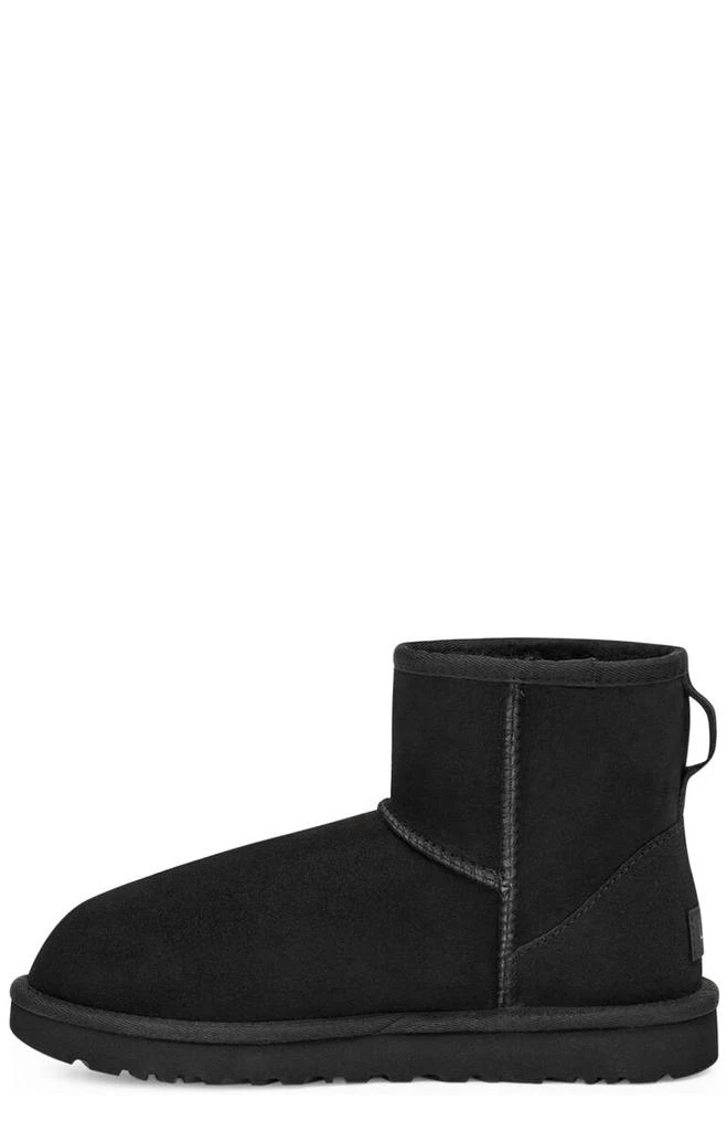 商品UGG|UGG Classic Mini II Ankle Boots,价格¥1358,第2张图片详细描述