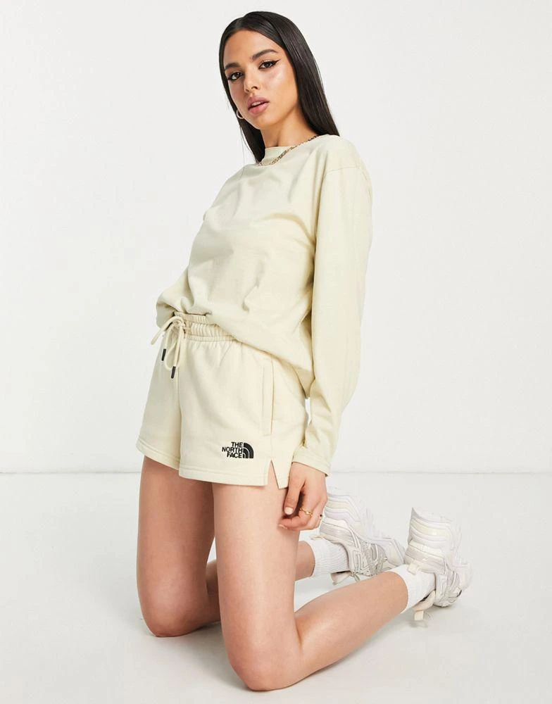 商品The North Face|The North Face Zumu long sleeve t-shirt in beige,价格¥261,第1张图片