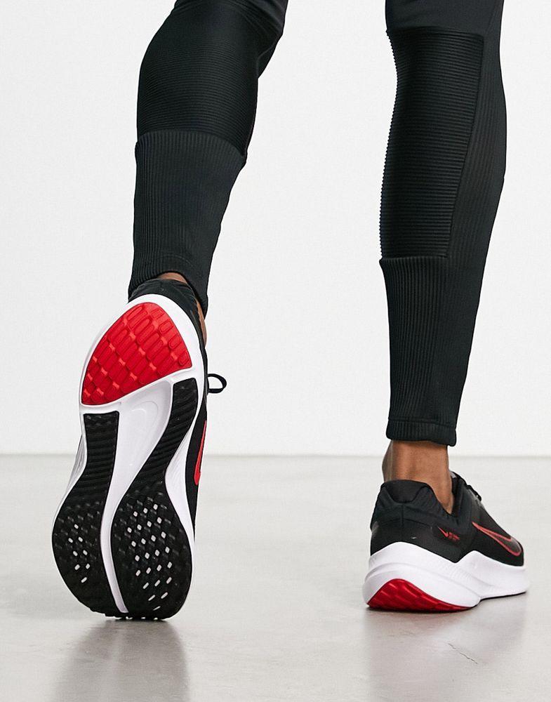 商品NIKE|Nike Running Quest 5 trainers in black,价格¥549,第4张图片详细描述