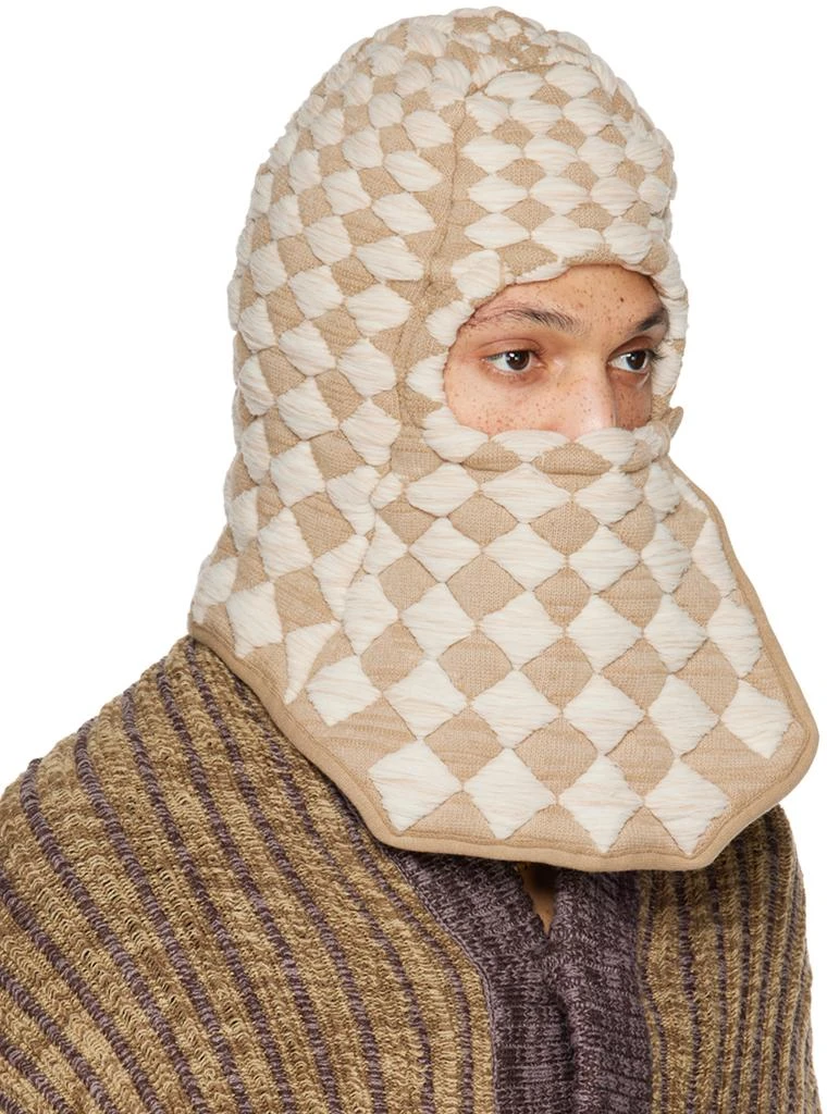 商品Isa Boulder|SSENSE Exclusive Off-White Quilting Helmet Hat,价格¥988,第2张图片详细描述